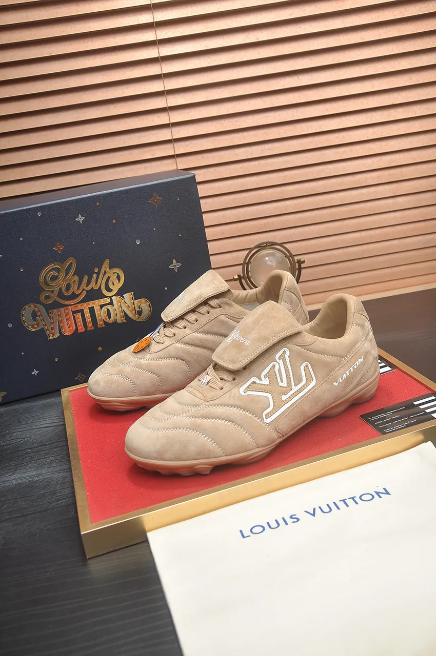 Men's shoes 💰680💶[LOUIS VUITTON] (original order) couple model 🍀LV Louis Vuitton * - top version of LV classic trendy shoes! Made of imported original cowhide, water-dyed cowhide lining, and original wear-resistant rubber outsole! High quality products! Size for women: 35-40. Men: 39-46 (45.46 customized)